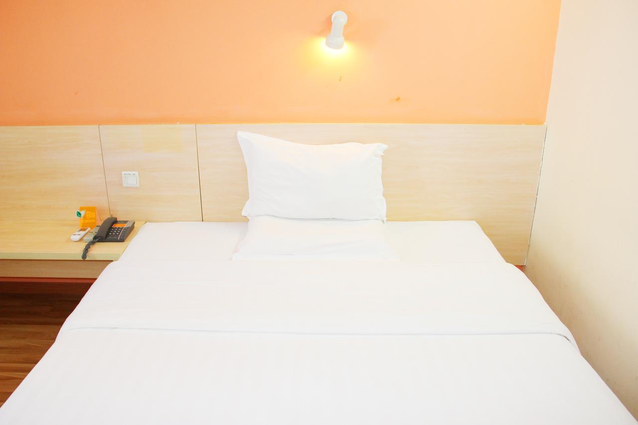 Iu Hotel Guangzhou Jingxi Nanfang Hospital Station Exterior foto